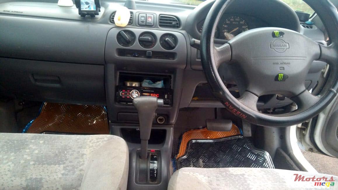 2001' Nissan March AK11 photo #6