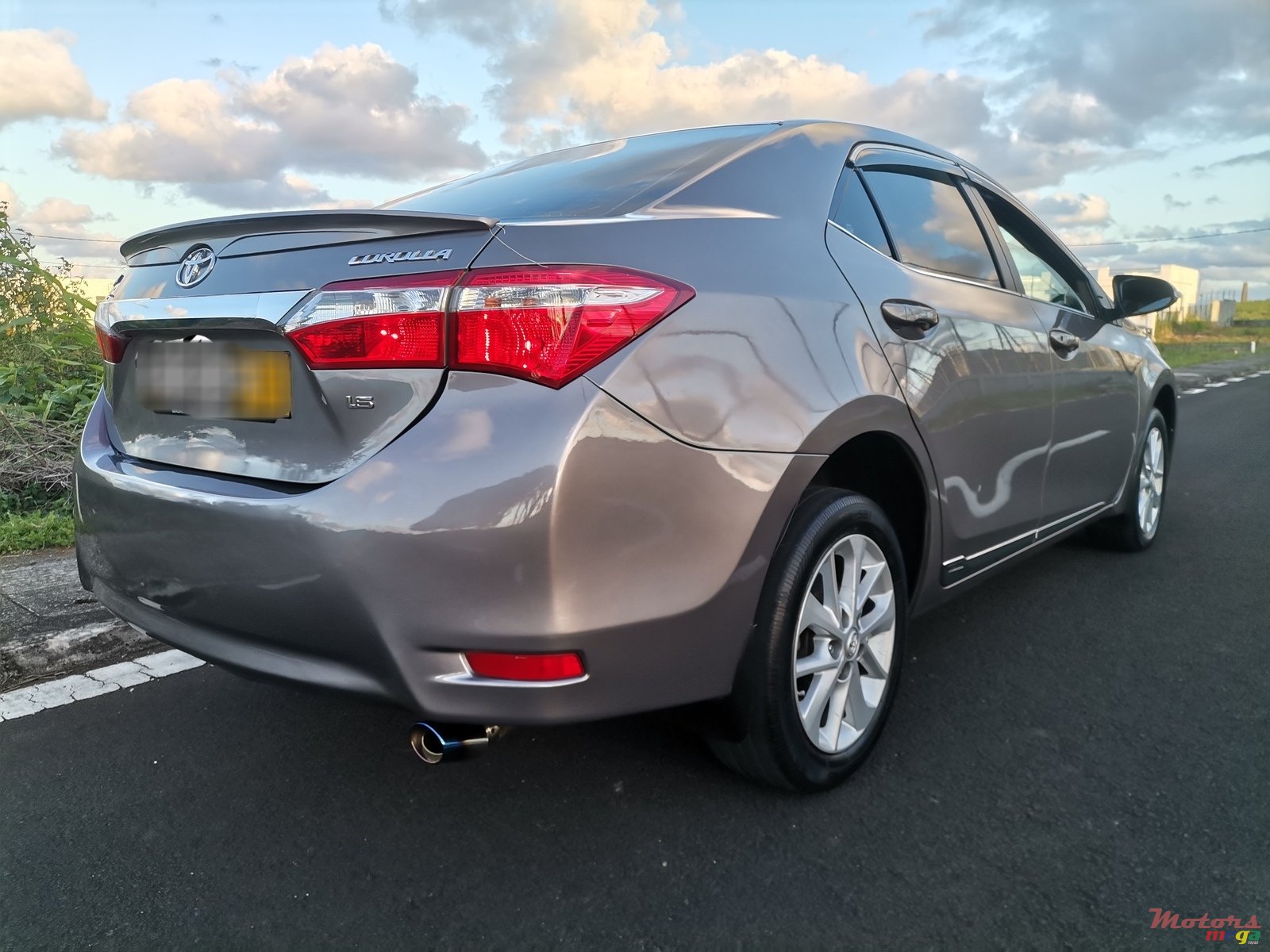 2015' Toyota Corolla Local photo #4