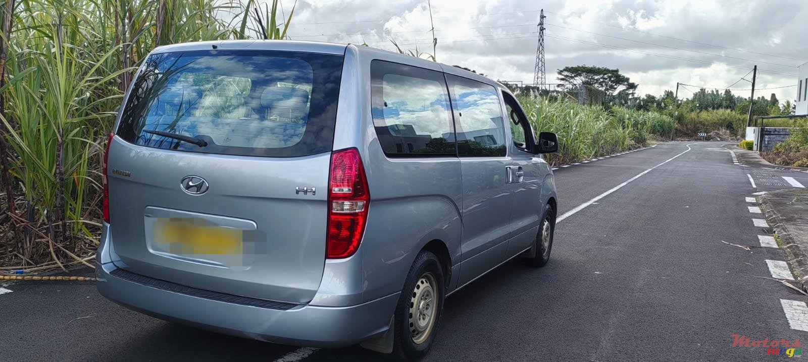 2017' Hyundai H-1 photo #3