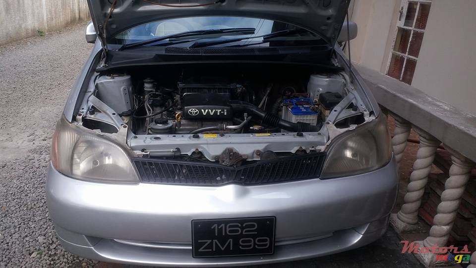 1999' Toyota Platz photo #7