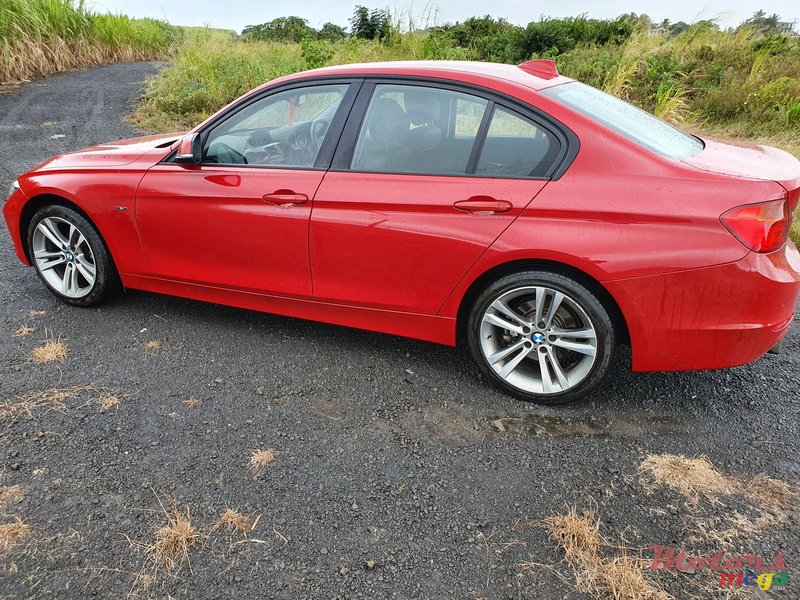 2015' BMW 3 Series 0 photo #1