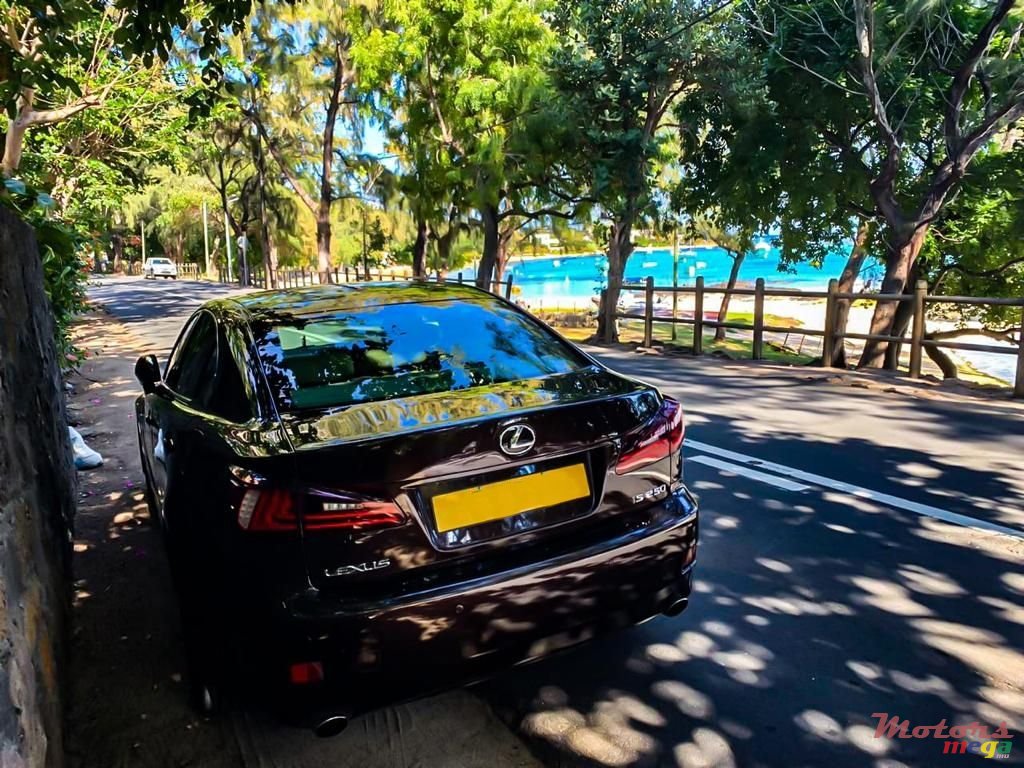 2008' Lexus IS 250 photo #3