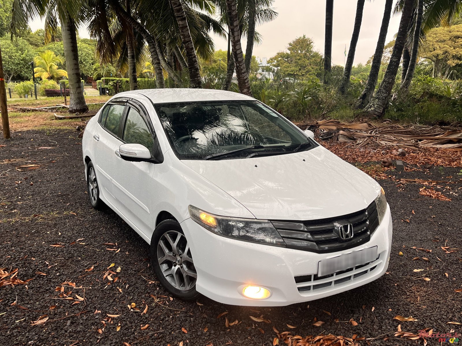 2011' Honda City photo #1