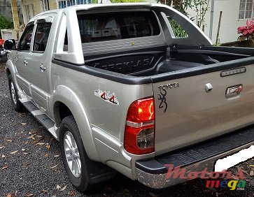 2012' Toyota Hilux VIGO 3.2L photo #4