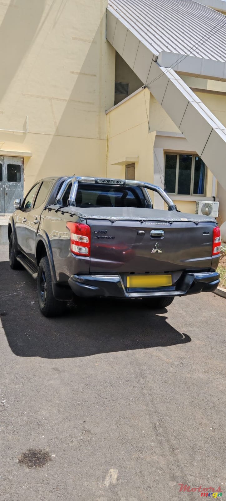 2018' Mitsubishi L200 photo #2