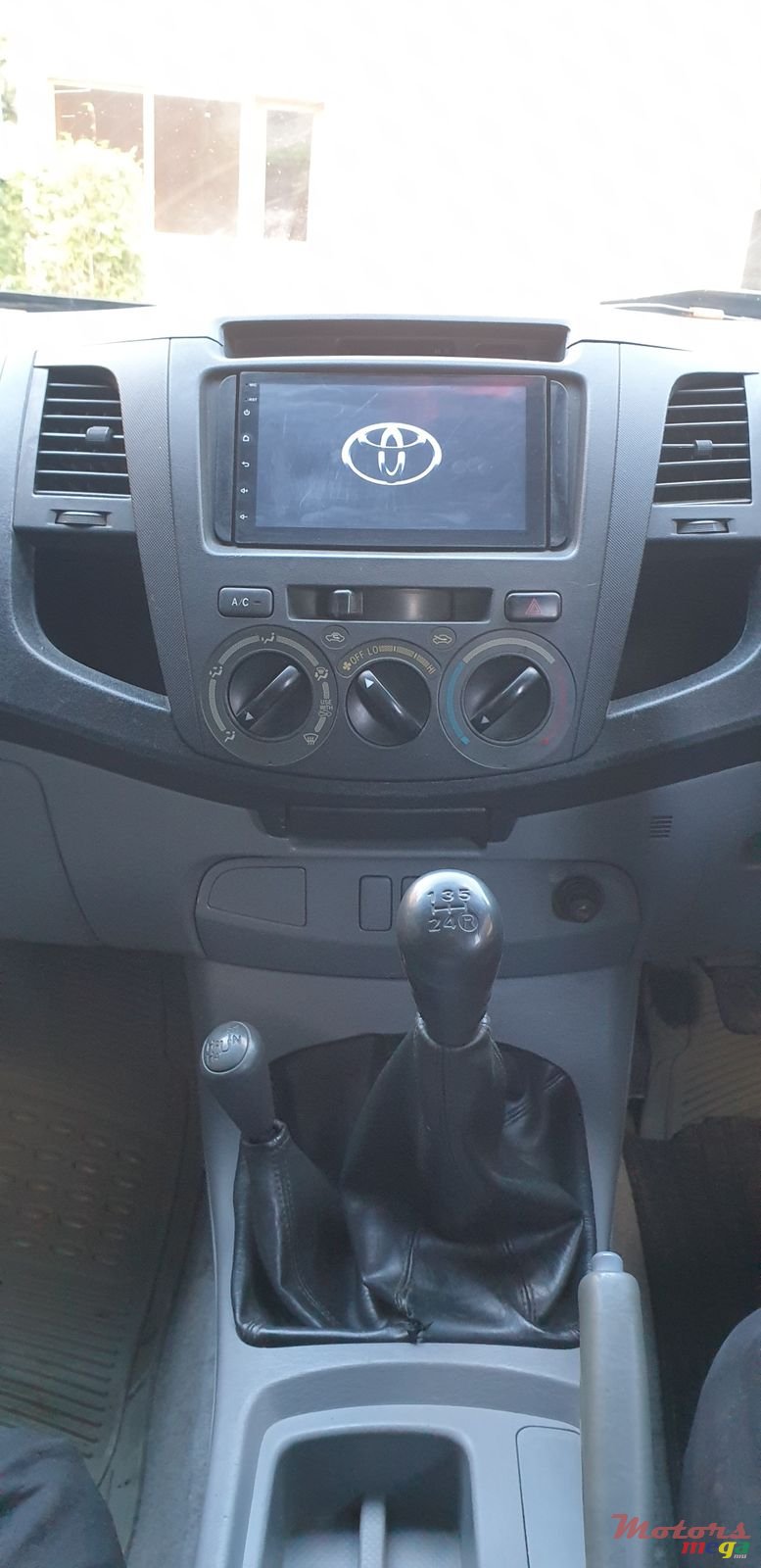 2007' Toyota Hilux photo #5