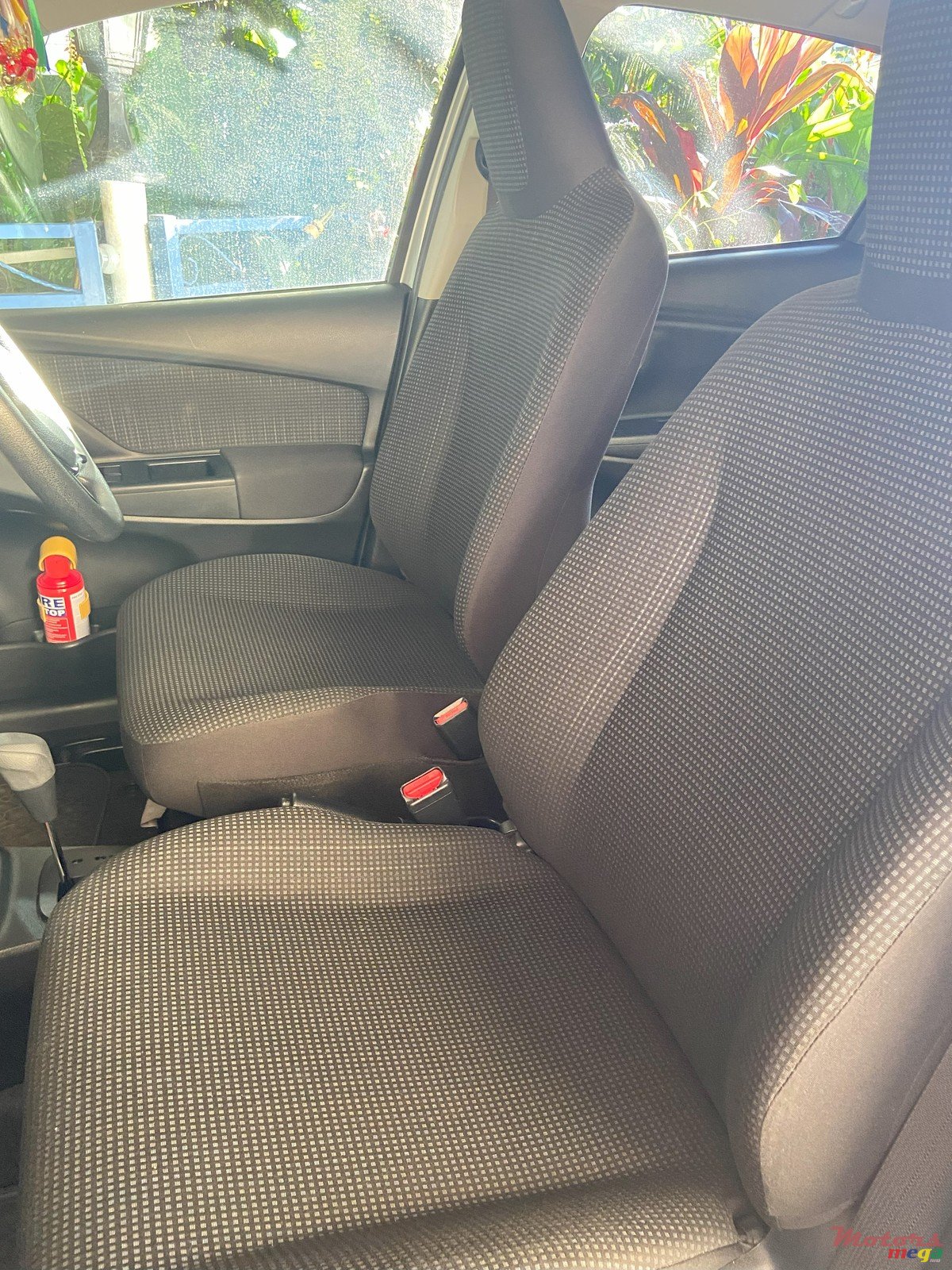 2019' Toyota Vitz Hybrid photo #4