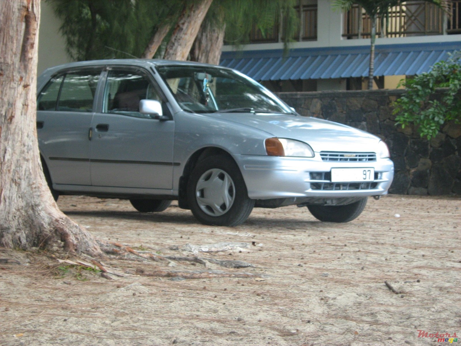 1997' Toyota Starlet photo #1