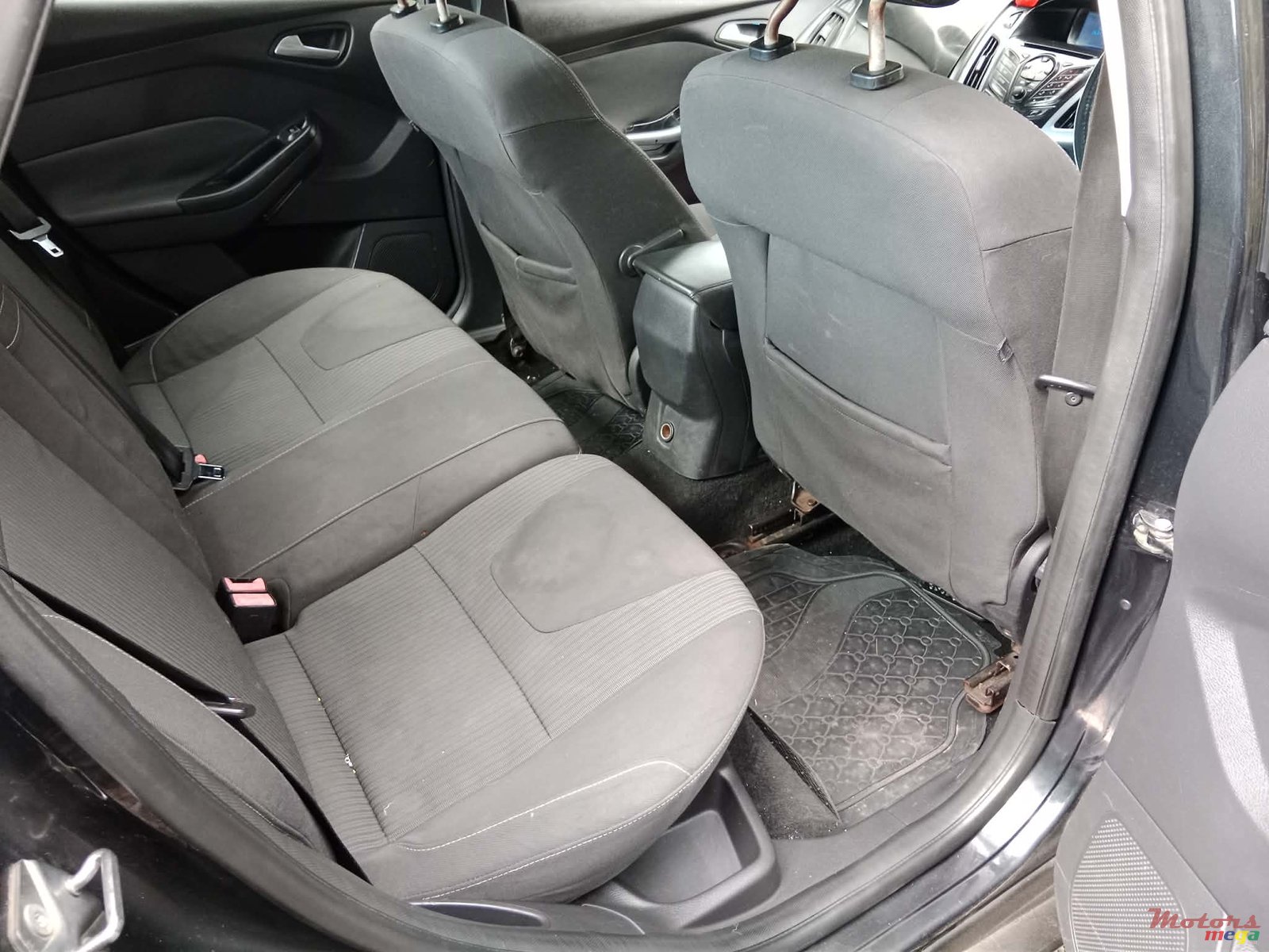 2012' Ford Focus 1.6L photo #4