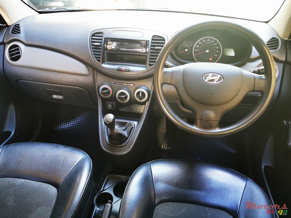 2015' Hyundai i10 photo #6