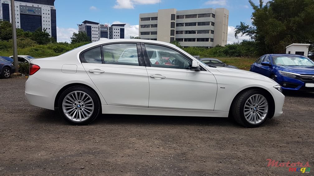 2012' BMW 328 Original photo #4