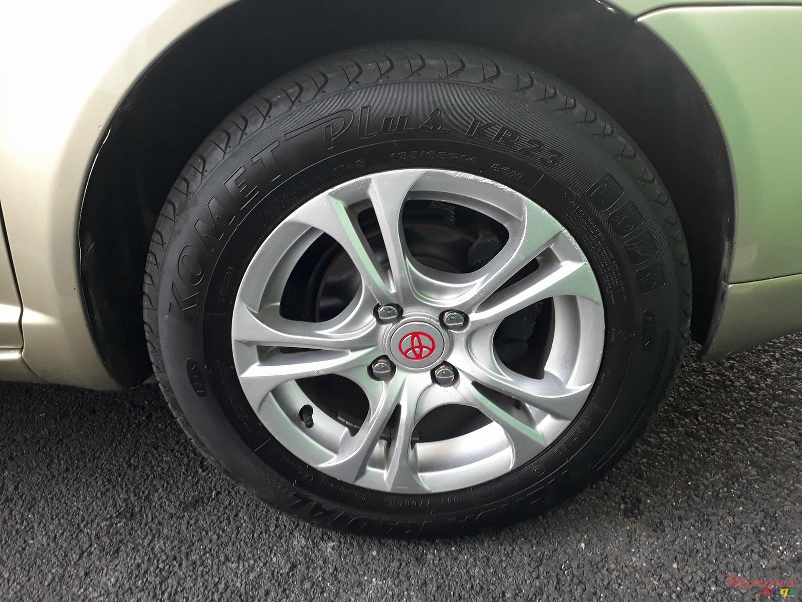 2001' Toyota Echo platz photo #7