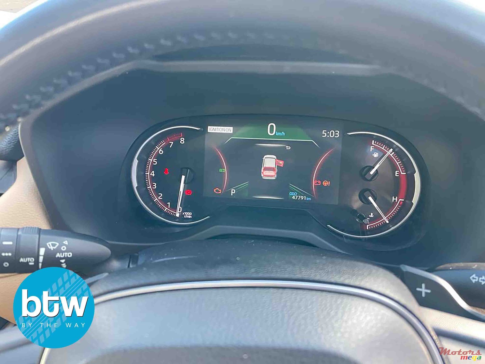 2019' Toyota RAV4 photo #7