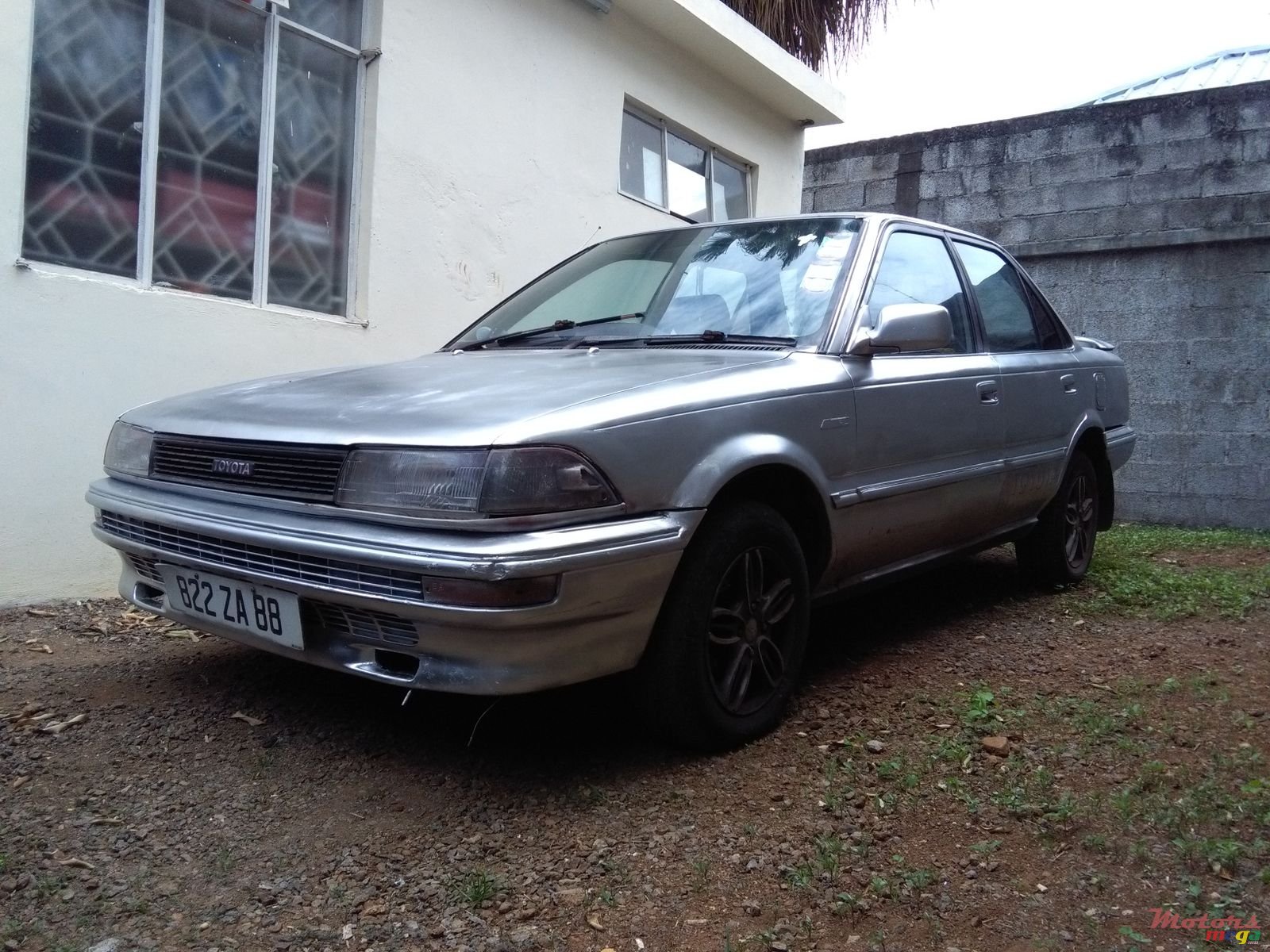1988' Toyota Corolla photo #2