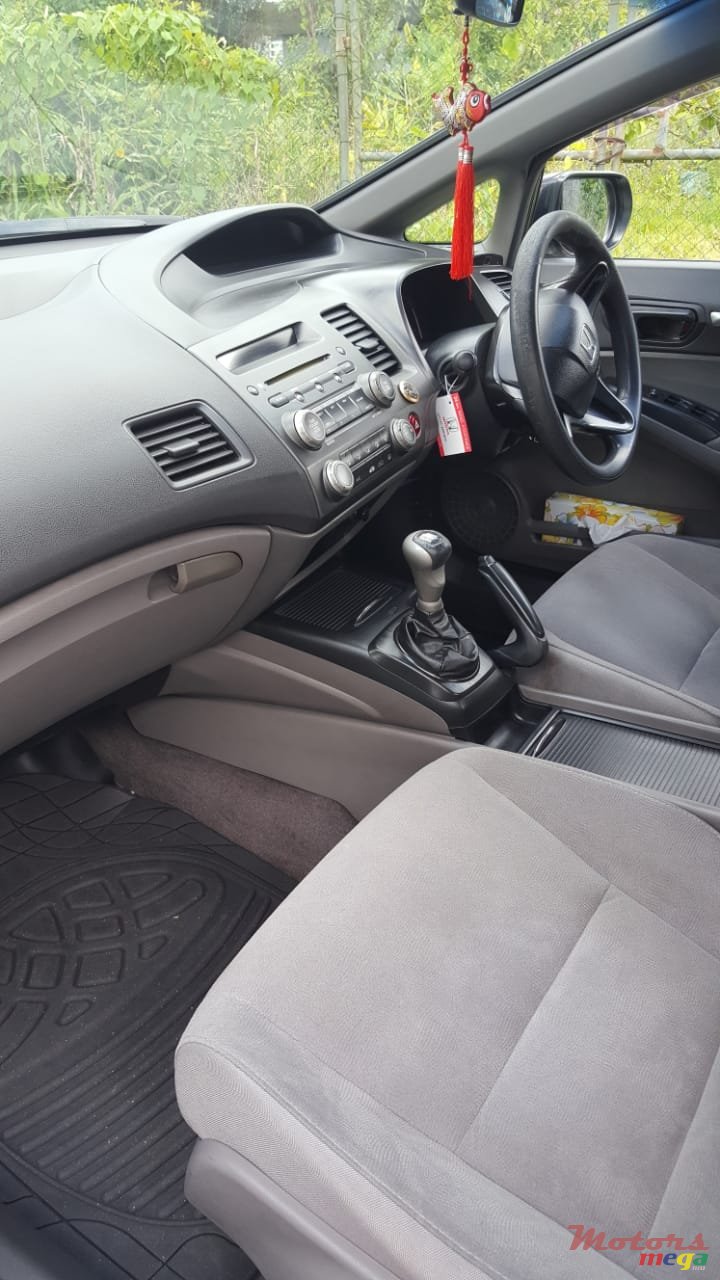 2008' Honda Civic photo #2