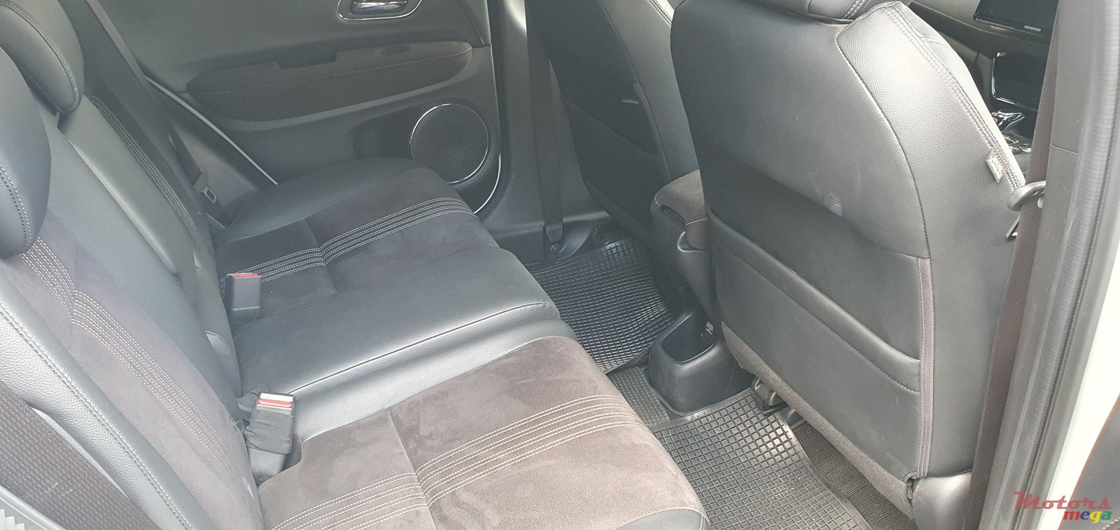 2020' Honda Vezel RS photo #2