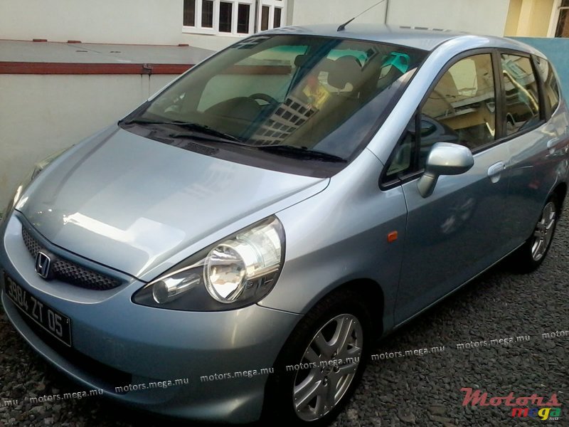 2005' Honda Jazz photo #1
