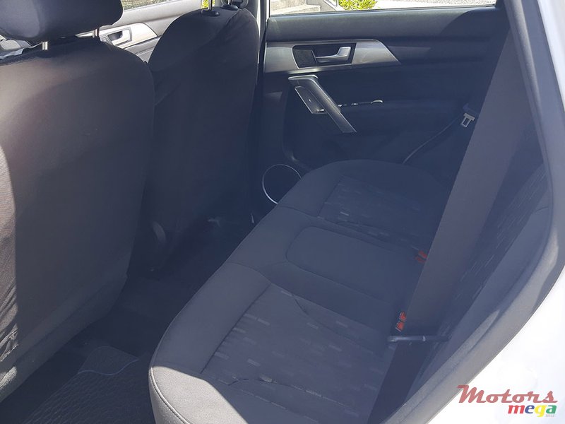 2019' Haval H2 photo #5