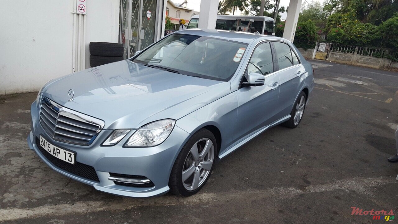 2013' Mercedes-Benz E-Class photo #1
