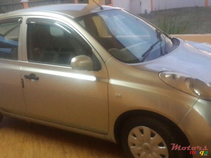 2005' Nissan Micra photo #1