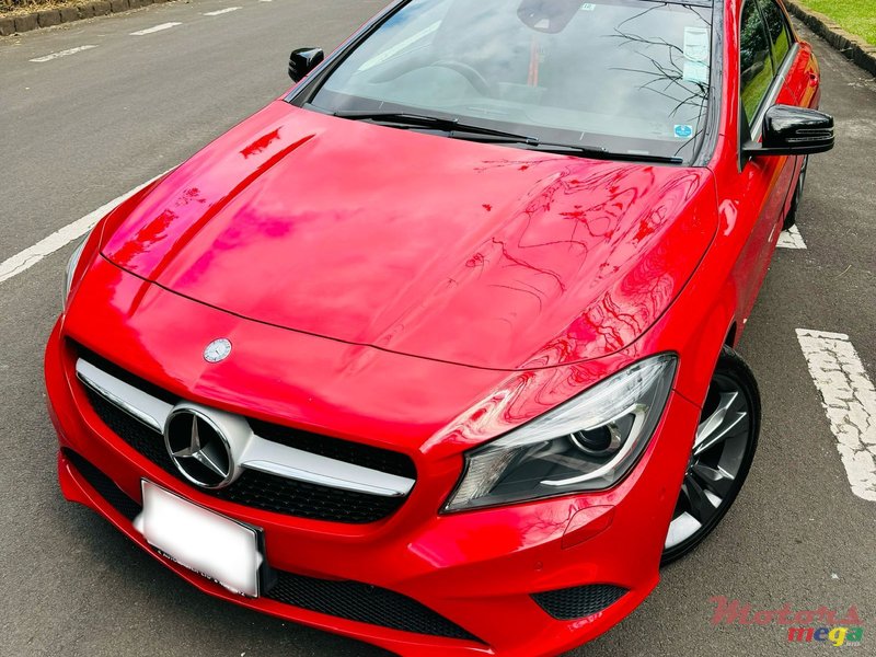 2014' Mercedes-Benz CLA 180 photo #2