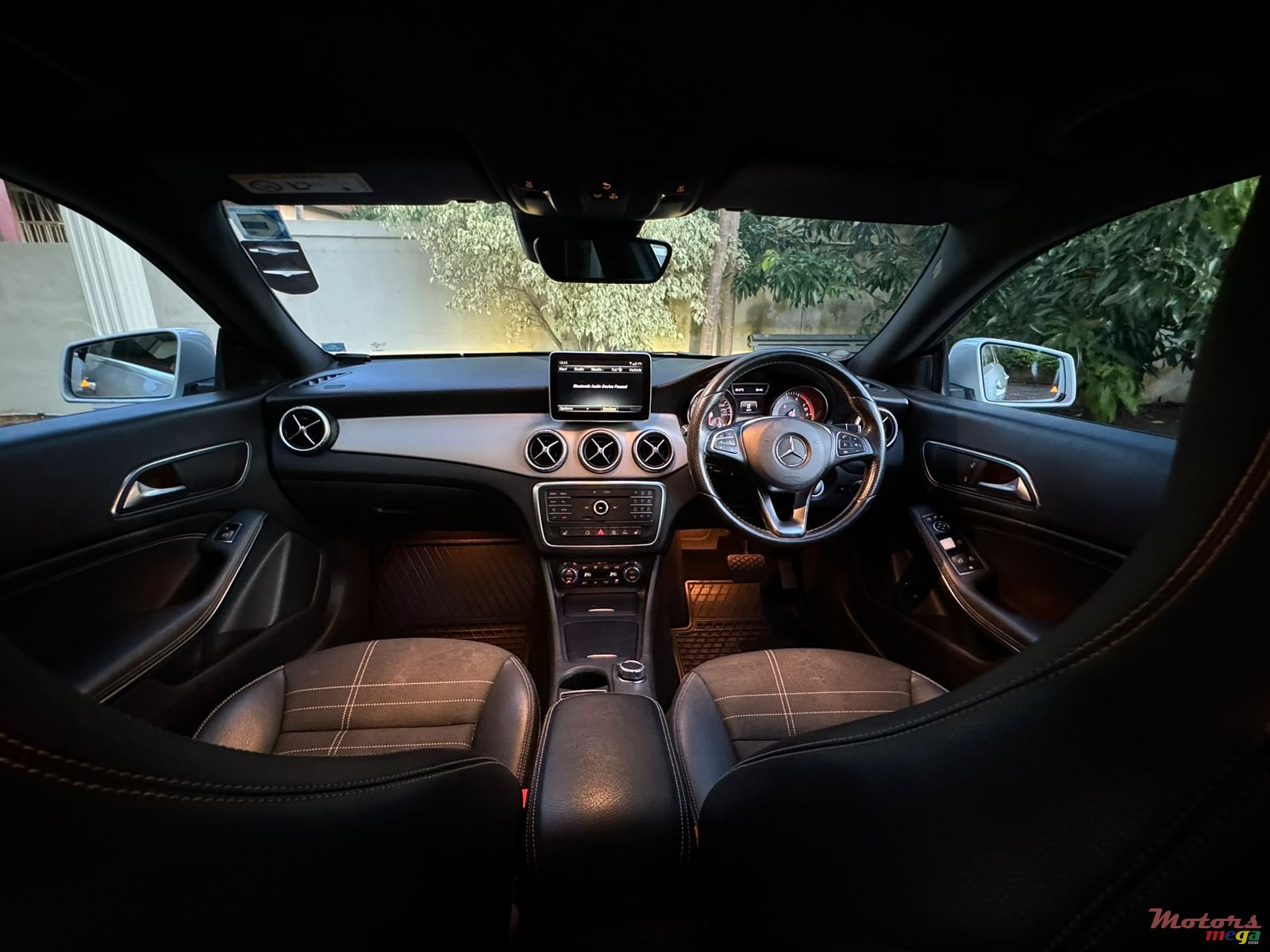 2016' Mercedes-Benz CLA 180 photo #3