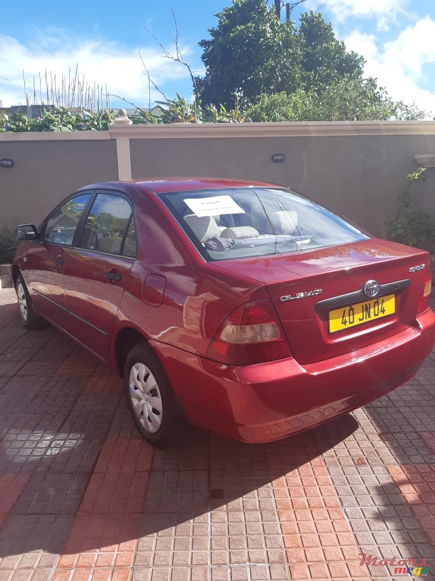 2004' Toyota Corolla photo #6