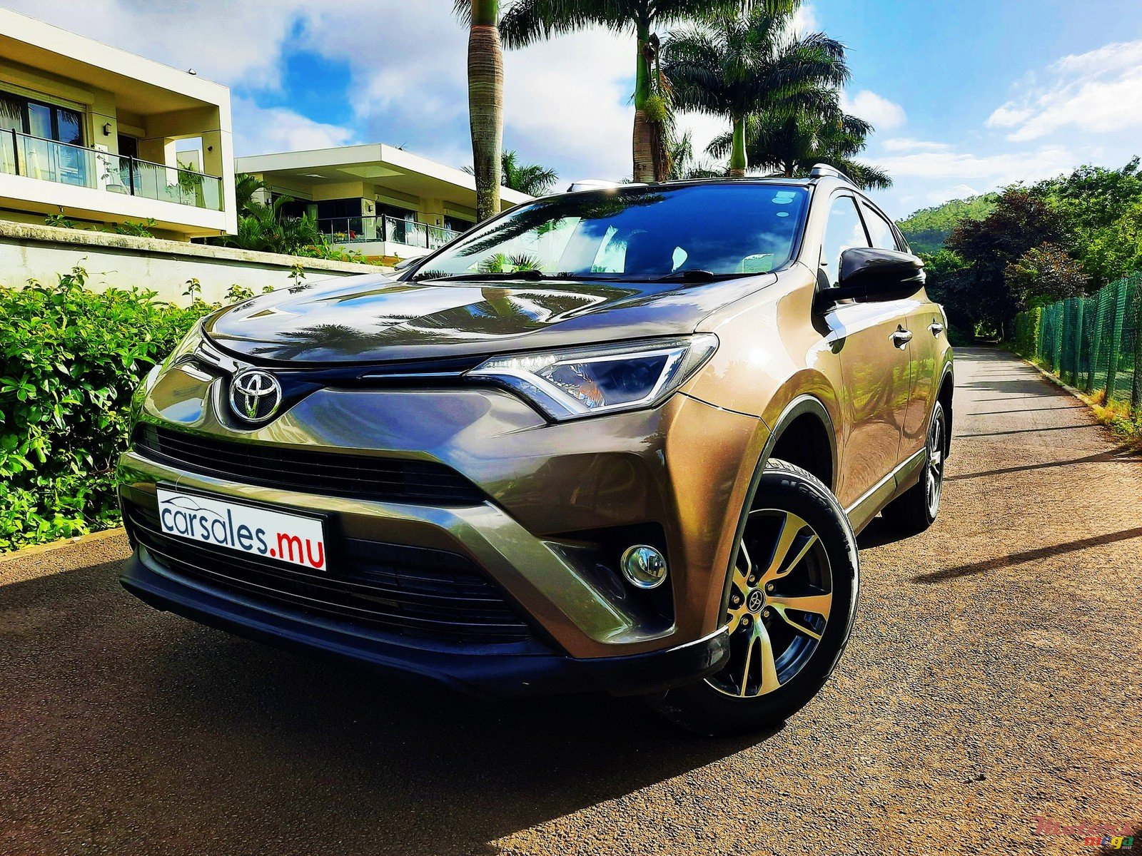 2017' Toyota RAV4 2.0 photo #1