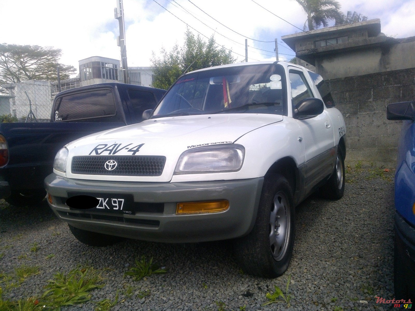 1997' Toyota RAV4 photo #1