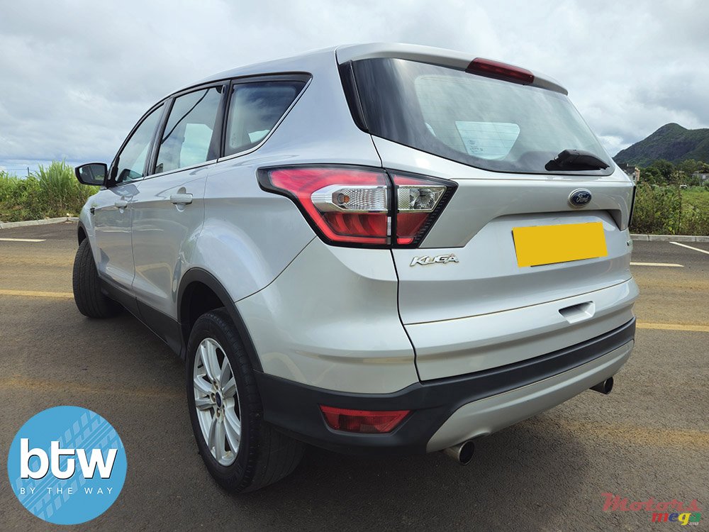 2019' Ford Kuga photo #3