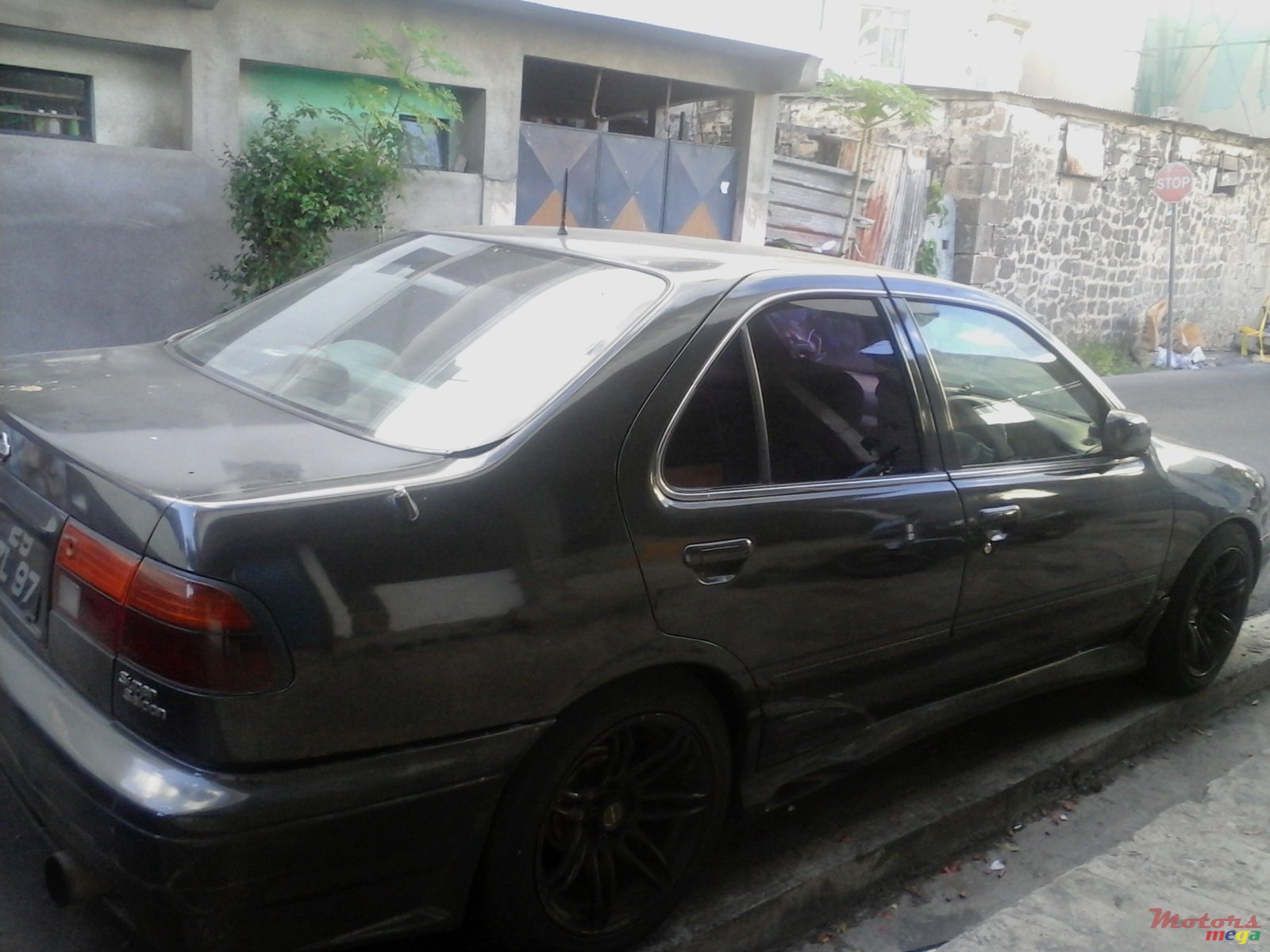 1997' Nissan Sunny photo #1