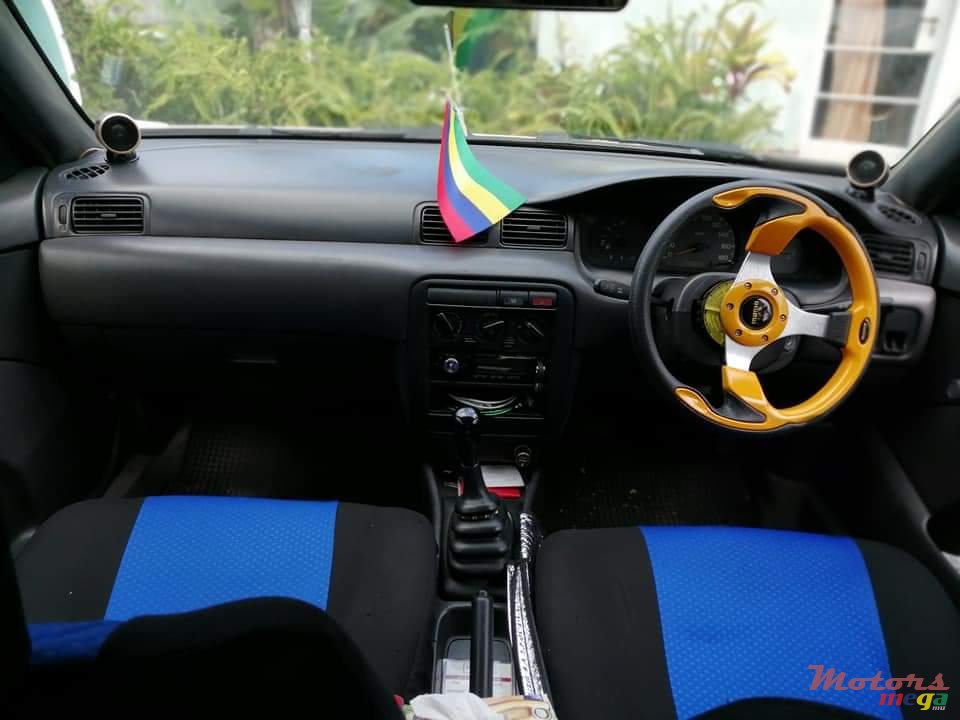 1997' Nissan Sunny photo #3