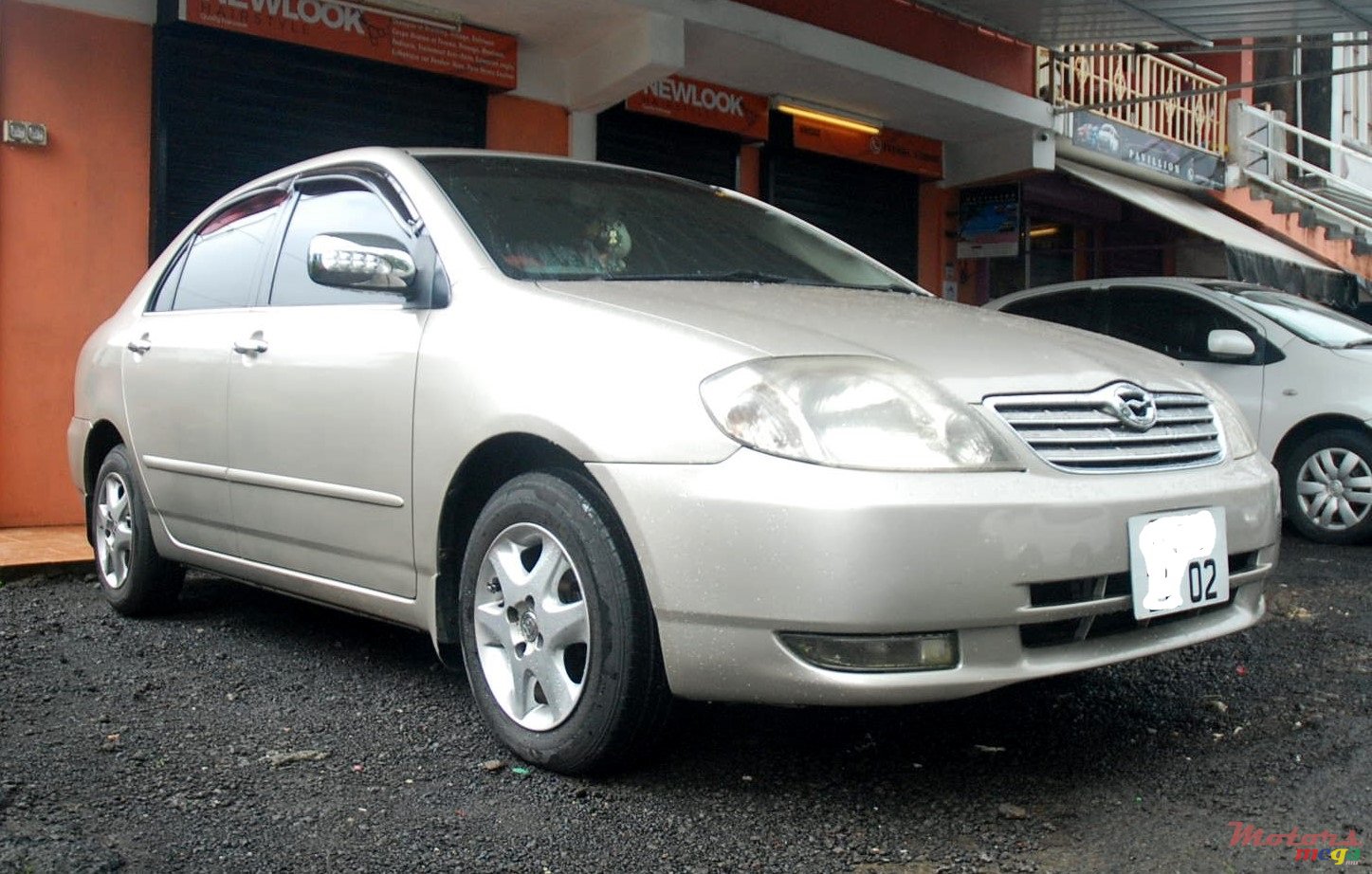 2002' Toyota NZE 'G' photo #2