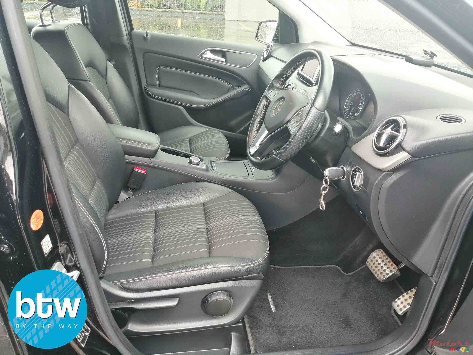 2015' Mercedes-Benz B 180 photo #5