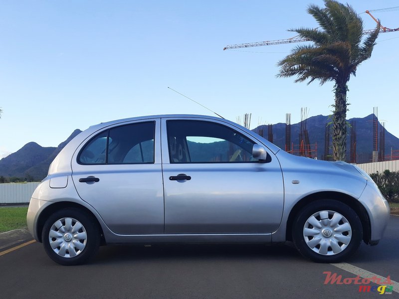 2002' Nissan March photo #2