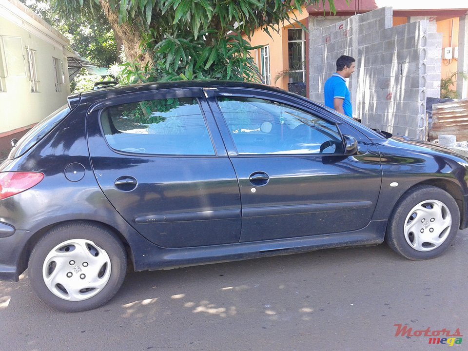 2004' Peugeot 206 photo #3