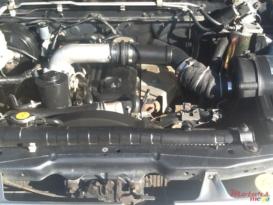 2006' Nissan Hardbody photo #2