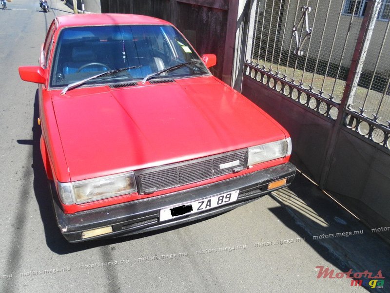 1989' Nissan Sunny B12 photo #1
