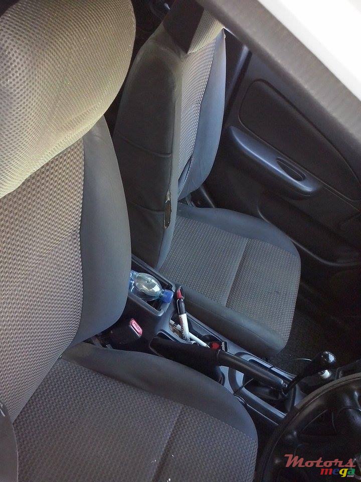 2004' Nissan Urvan AD VAN photo #6