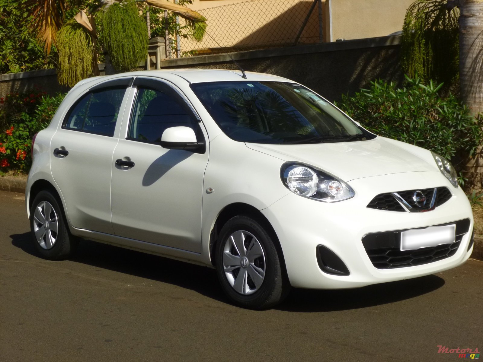 2017' Nissan March photo #1