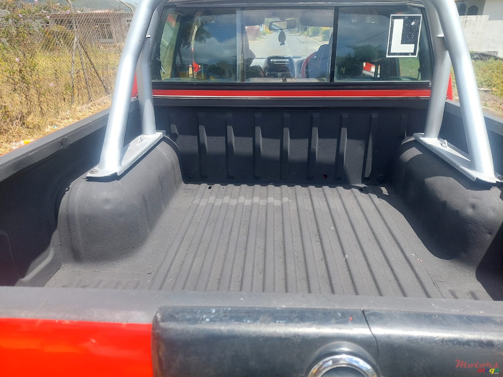 2005' Nissan photo #7