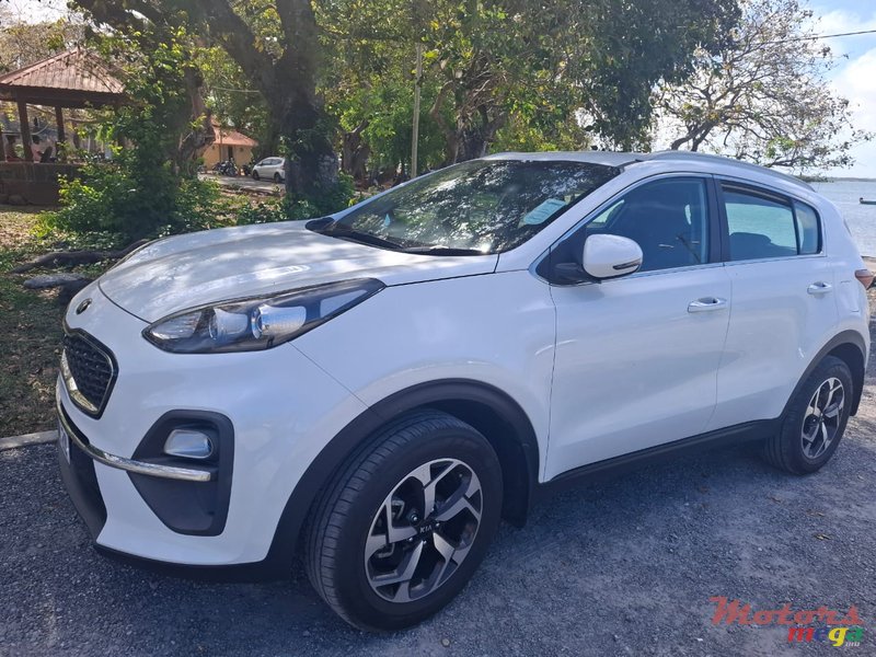 2020' Kia Sportage photo #3