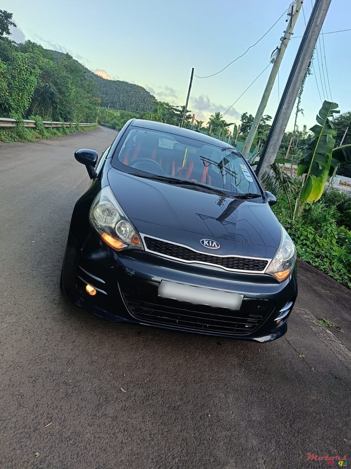 2015' Kia Rio photo #5