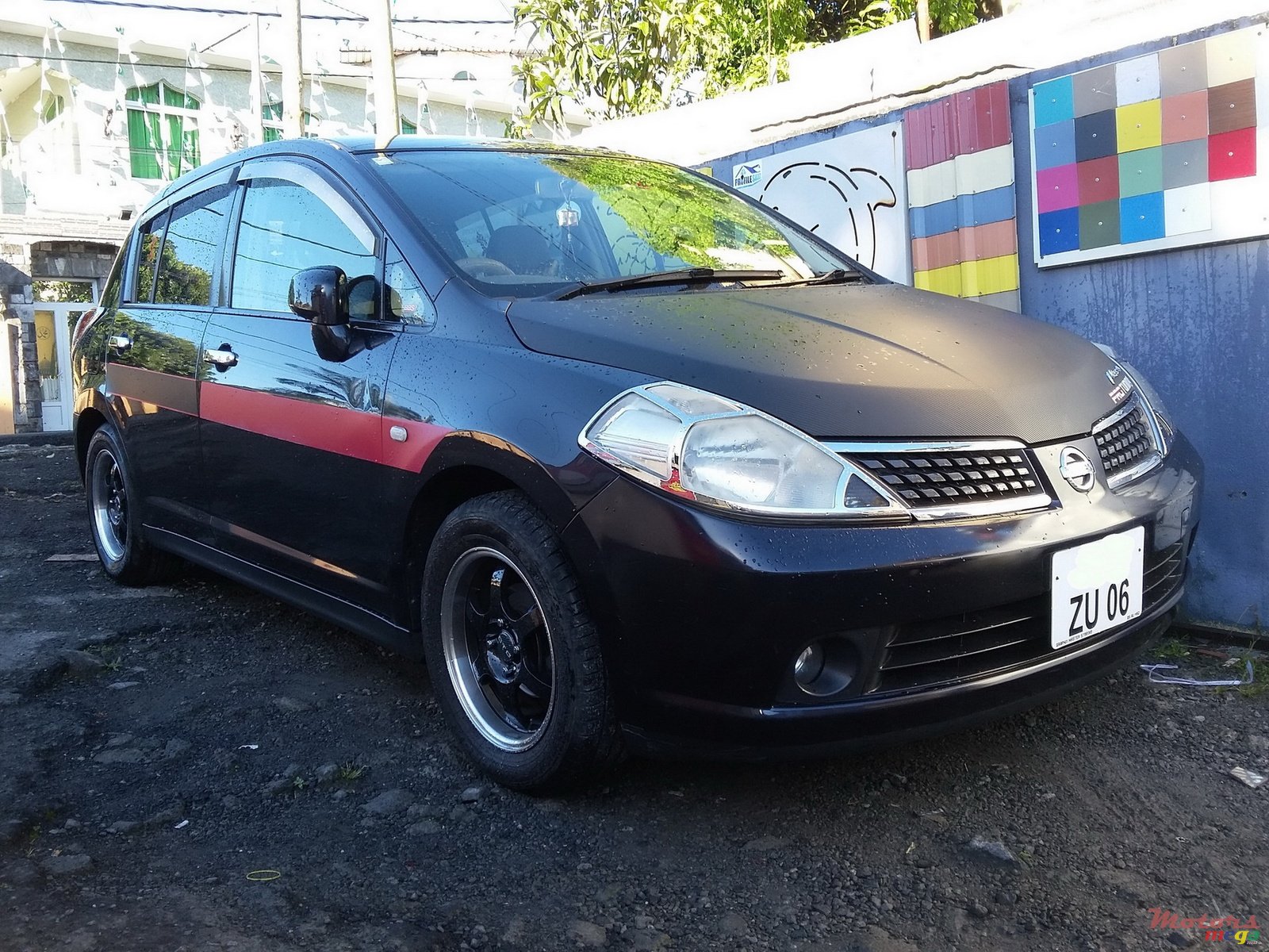 2006' Nissan Tiida photo #1