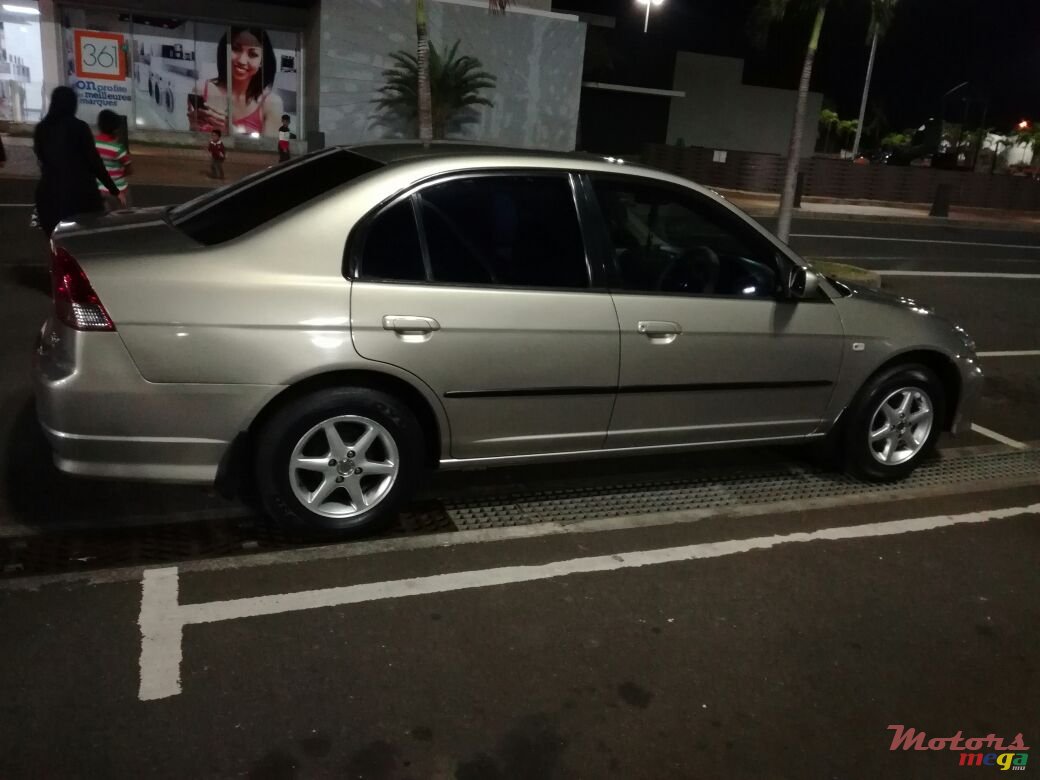 2004' Honda Civic photo #1