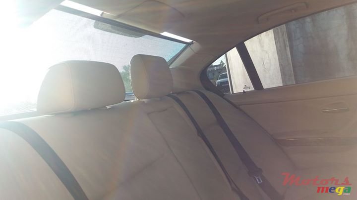 2007' BMW 316 photo #7