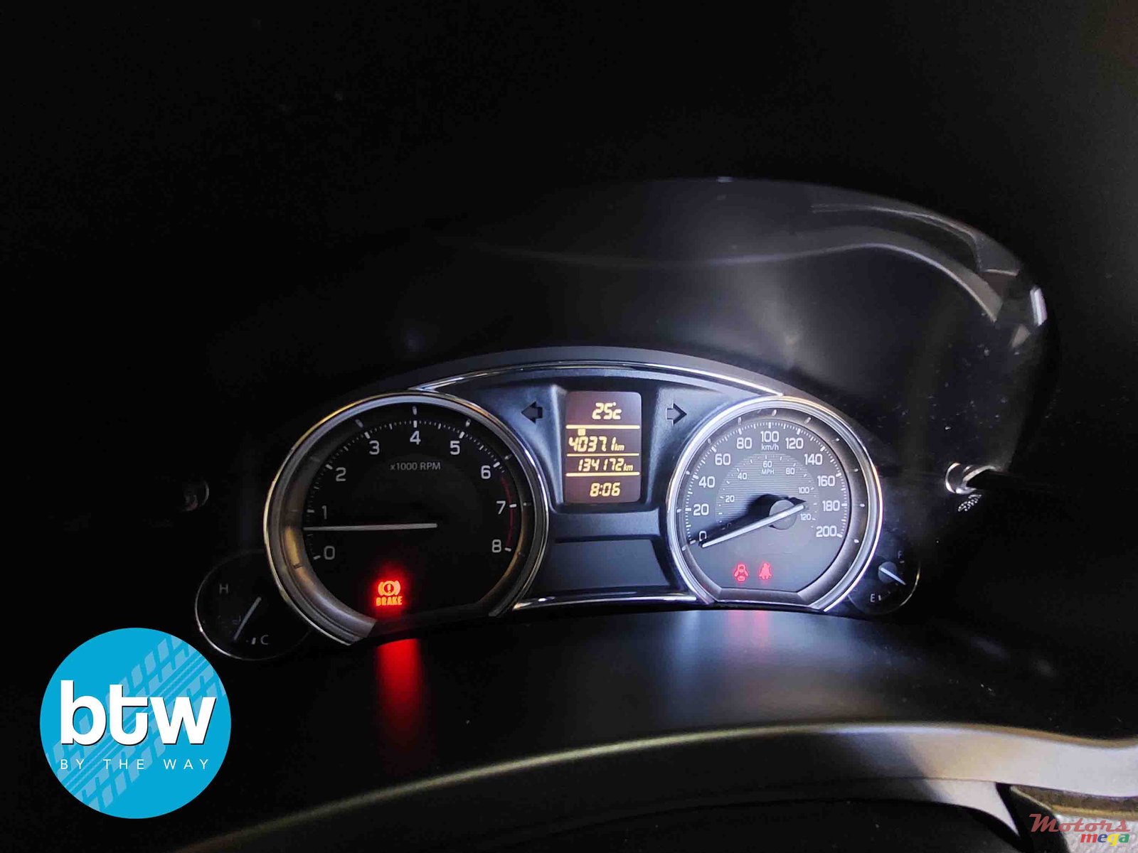 2016' Suzuki photo #7