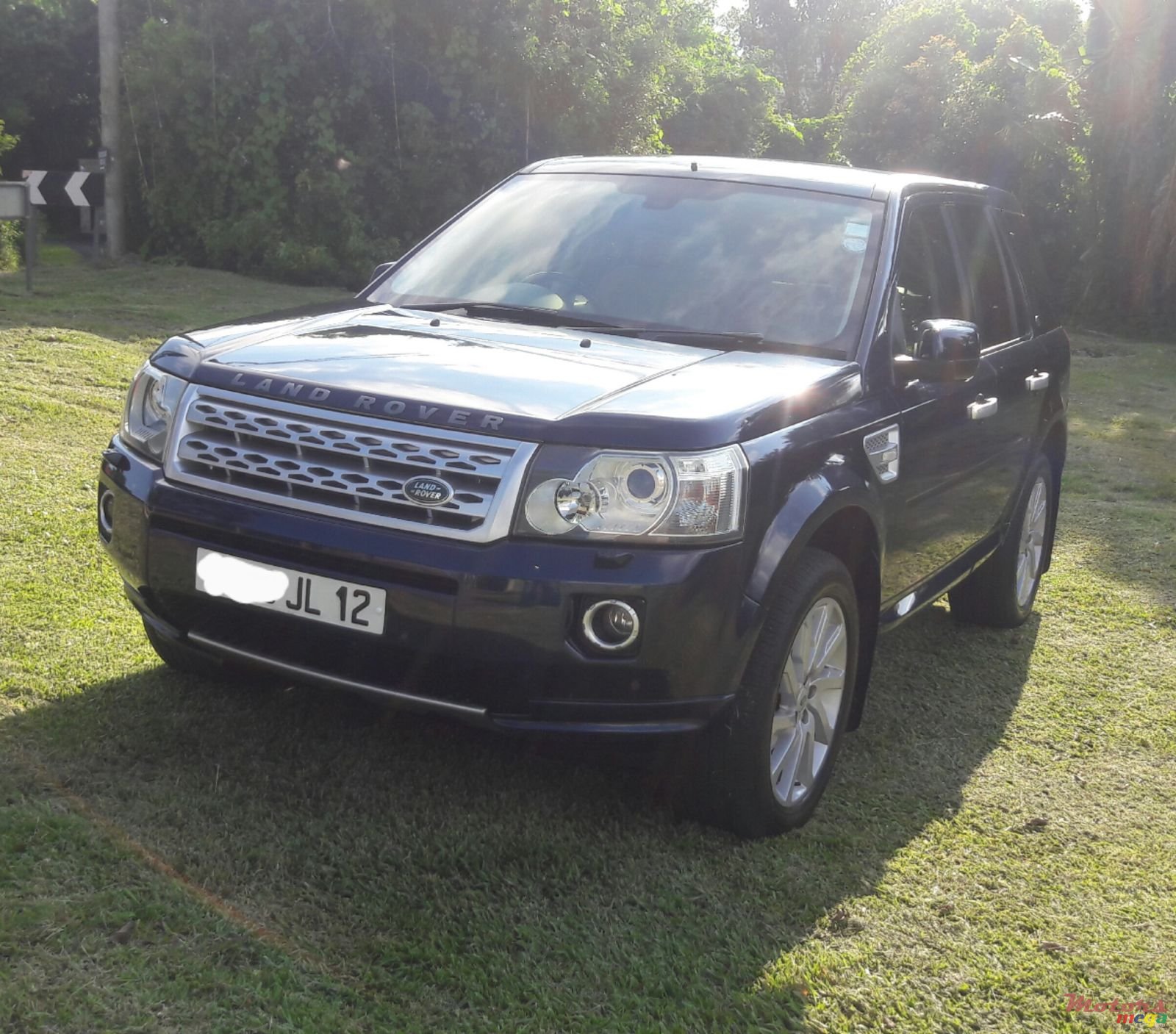 2012' Land Rover Freelander photo #1