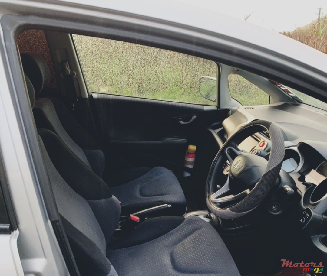 2008' Honda Fit photo #5