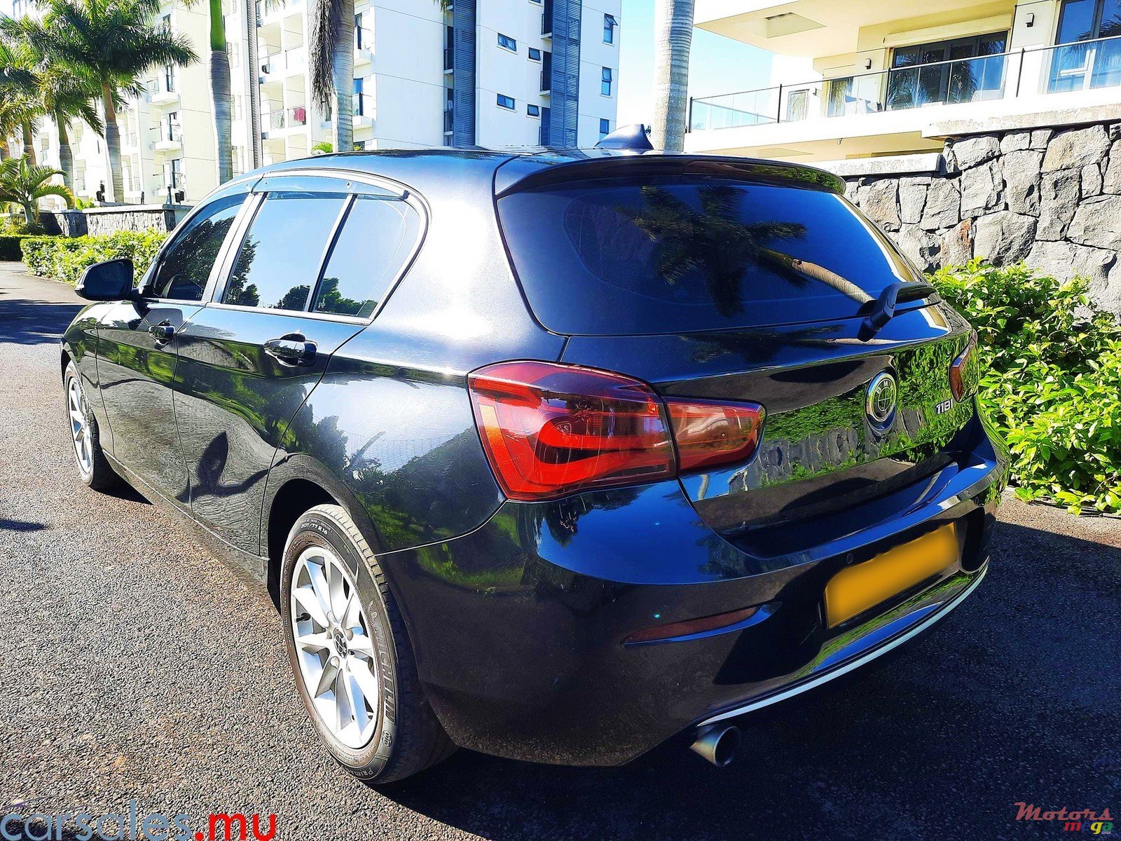 2016' BMW 118 i photo #3